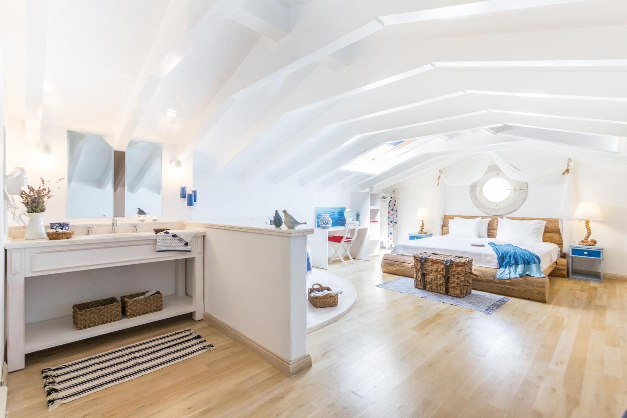 Luce Design Hotel - Special Category Alaçatı Phòng bức ảnh